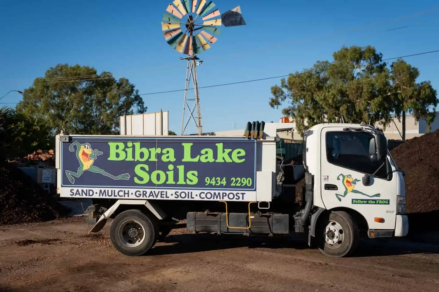 Medium truck used for Bibra Lake Soils deliveries