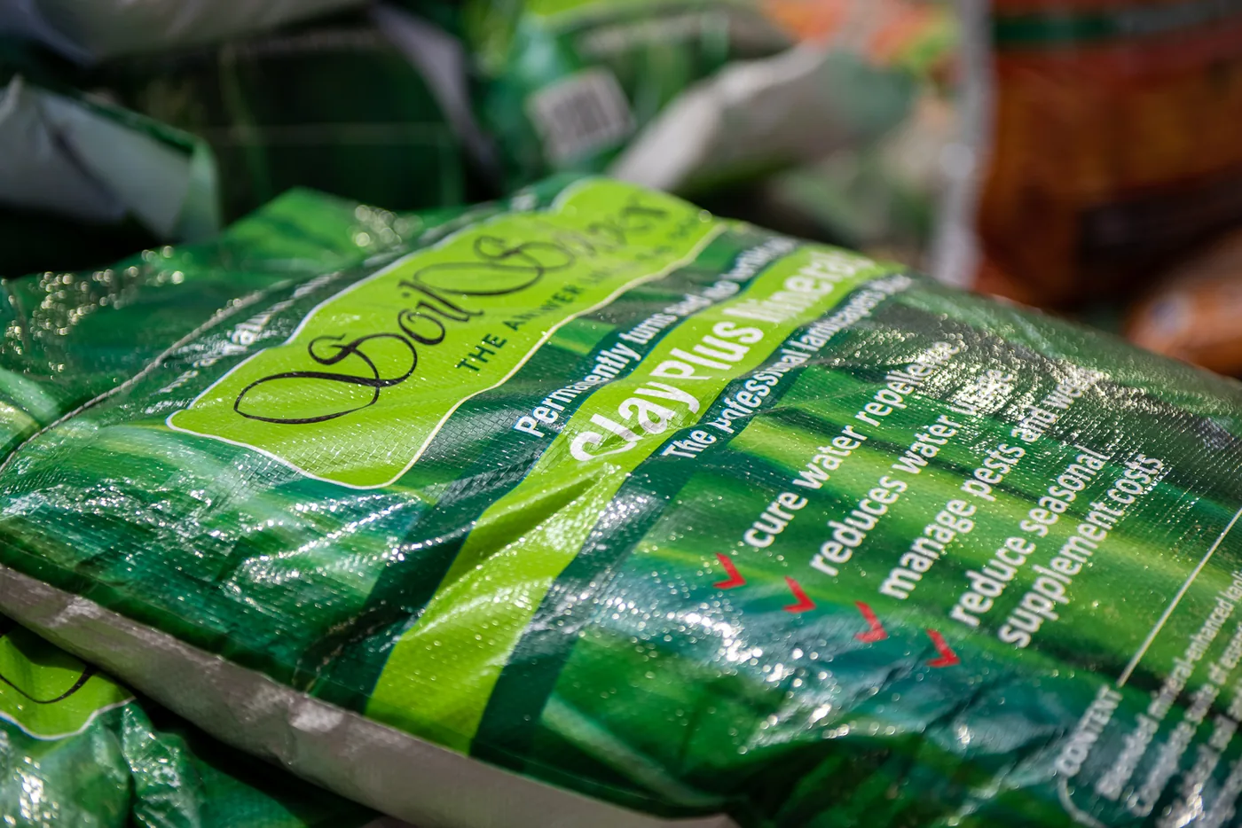 Soil Solver Clay Plus Minerals — Bibra Lake yard